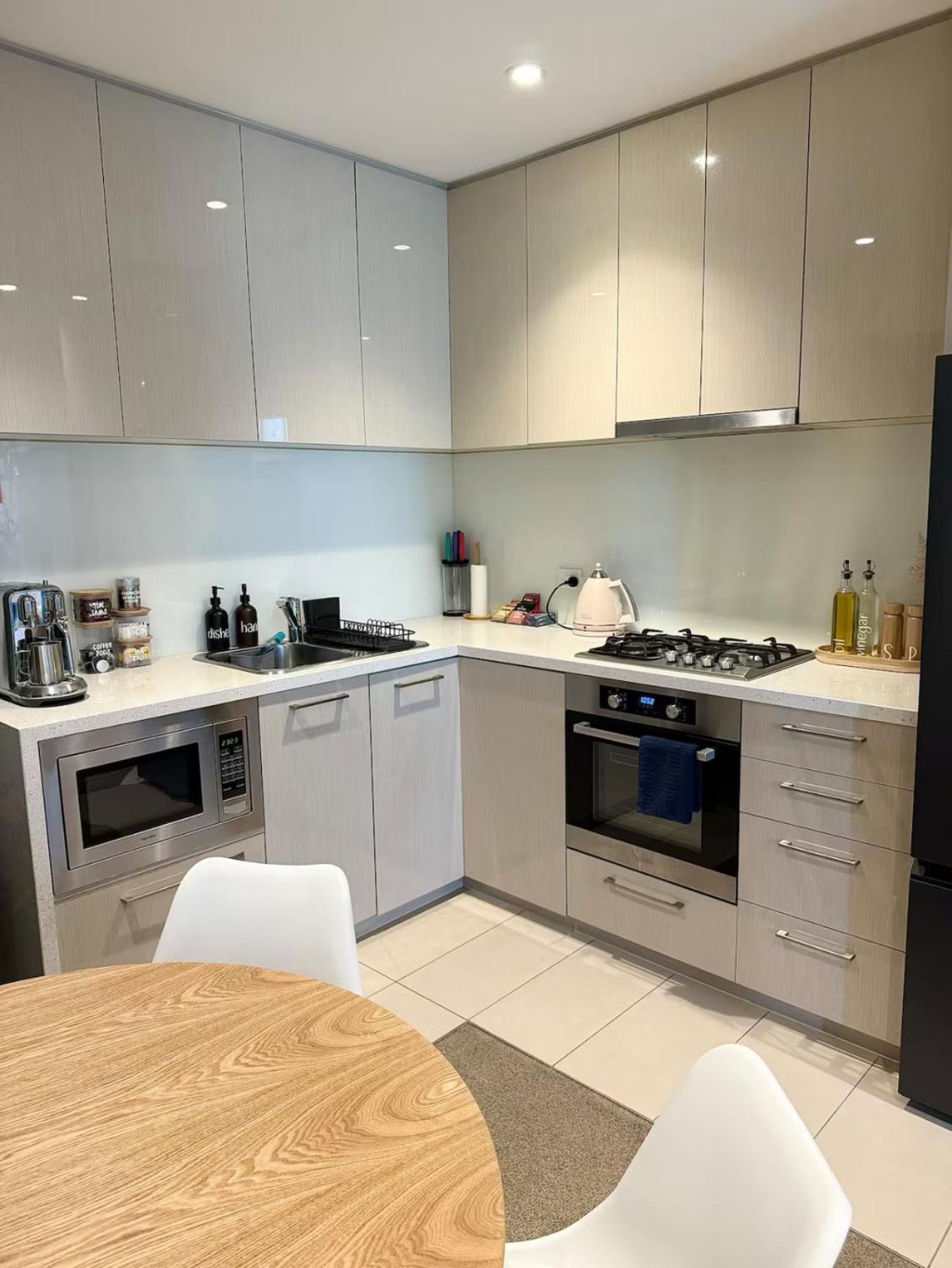 Lonsdale St Luxury Cbd Family Apartment With Free Parking Melbourne Exterior photo
